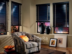 LxxJ004-rideaux-hotel-non-feu-persienne-professionnel-horizontale-bureau-aluminium-noir      