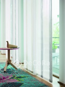 PxxJ003-persienne-verticale-blanc-gris-rideaux-hotel-bureau-pro      